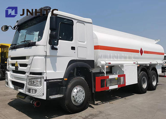 combustibile diesel del camion cisterna dell'olio di 6x4 20000L 371Hp Sinotruk Howo