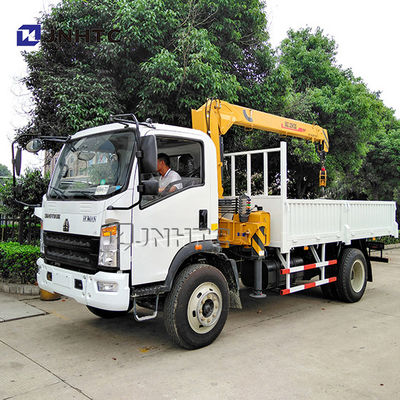 Camion commerciali di bassa potenza speciali del cino camion con 3 tonnellate di Van Cargo Crane