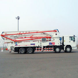 Camion della pompa per calcestruzzo di Sinotruk HOWO con l'asta telescopica flessibile ed efficiente di 21m