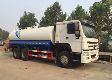 camion di serbatoio di acqua di 30000L Sinotruk Howo7 con il sistema a spruzzo